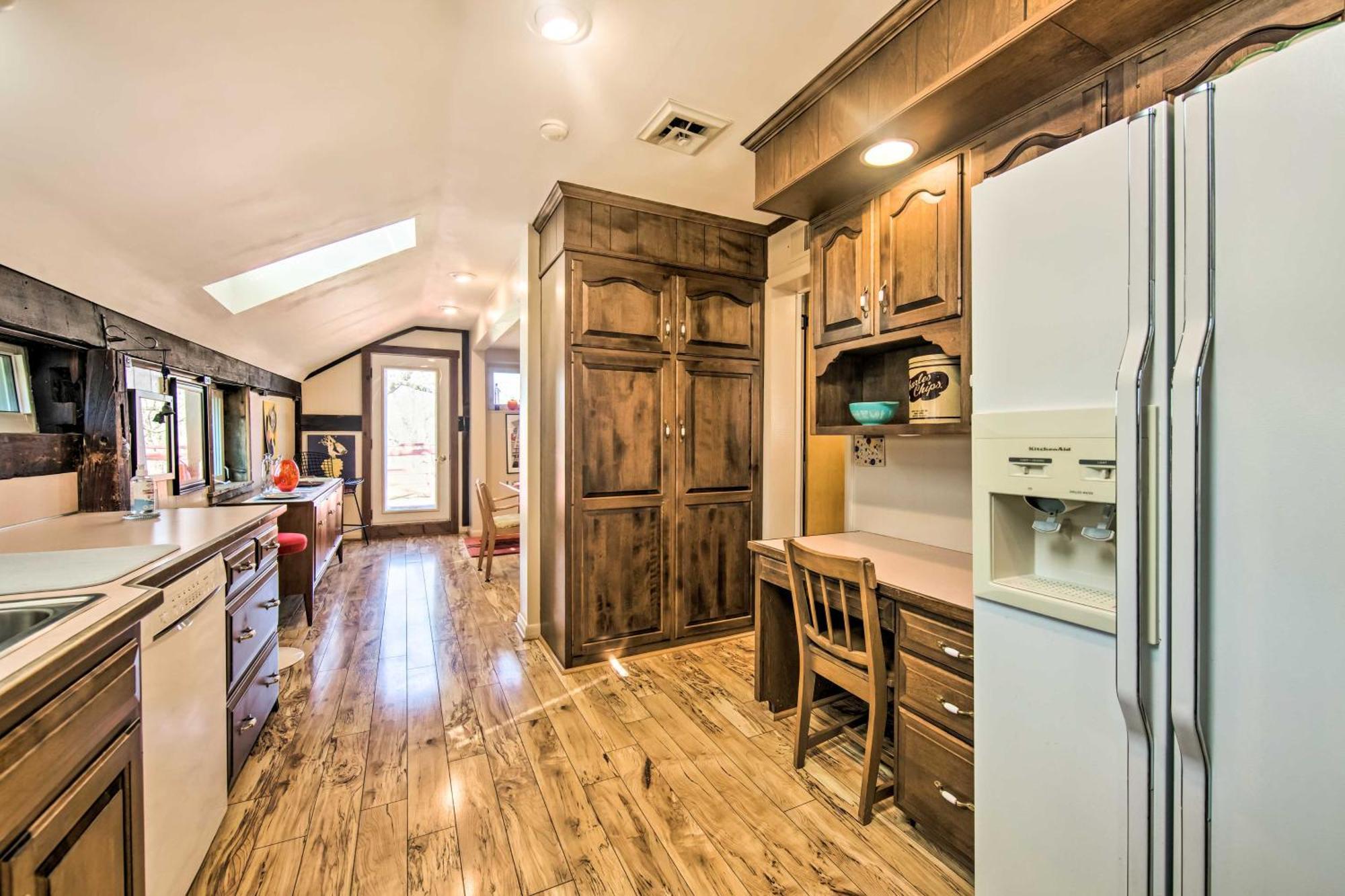 Runningwater Apartment In Lancaster With Deck 외부 사진